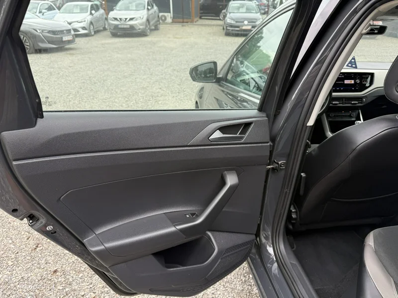 Volkswagen Polo VI AW 15
