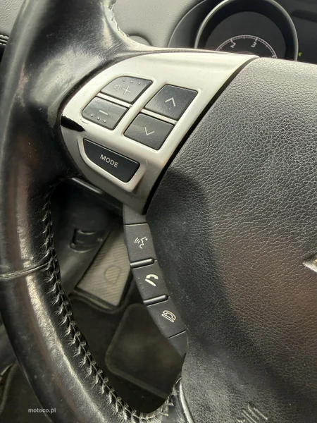 Mitsubishi Outlander 18