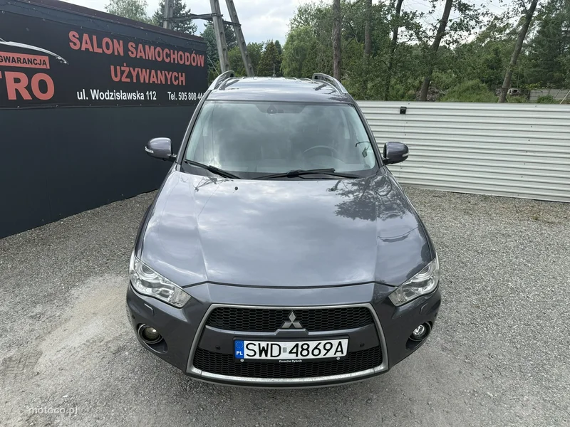 Mitsubishi Outlander 3