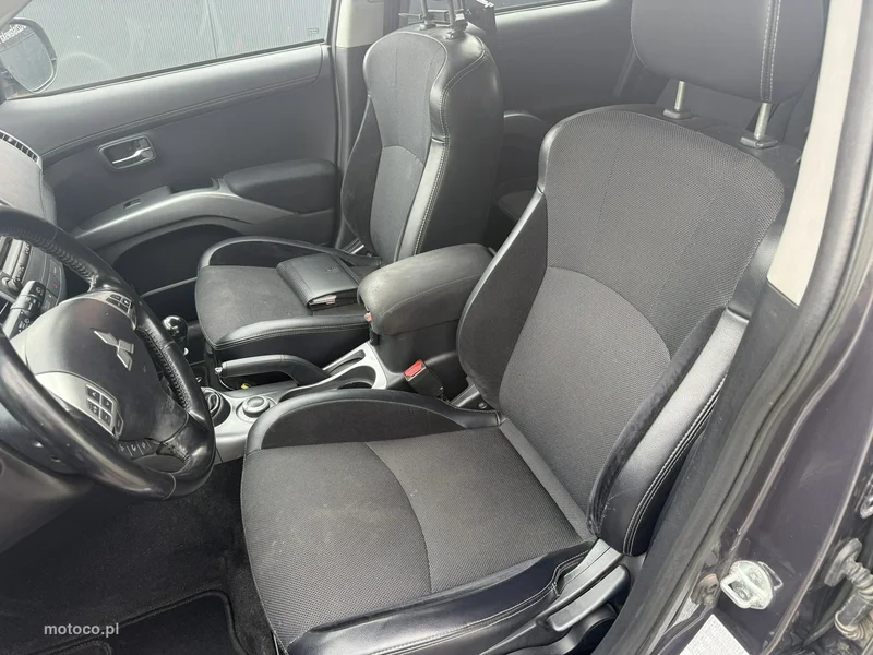 Mitsubishi Outlander 21