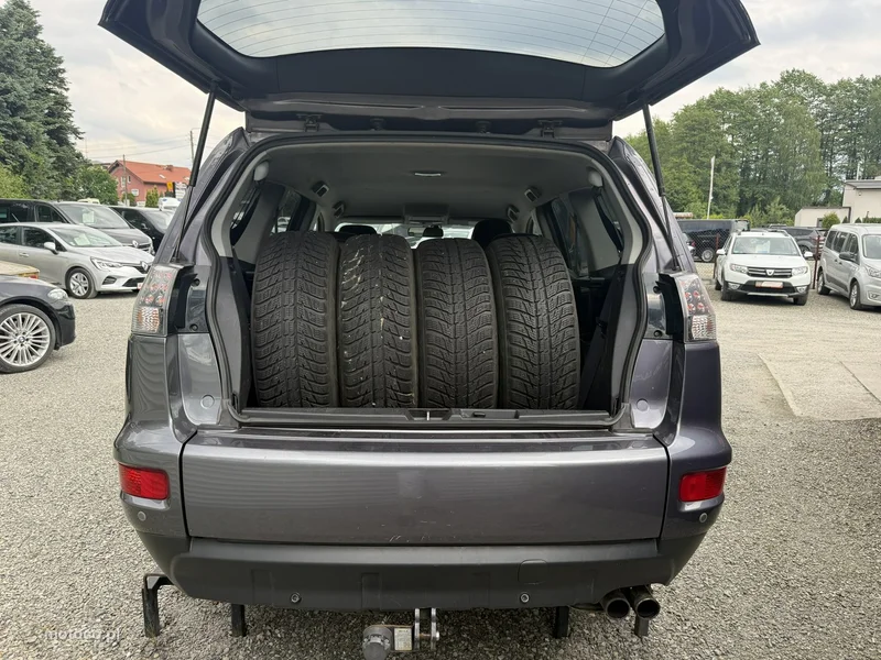 Mitsubishi Outlander 27
