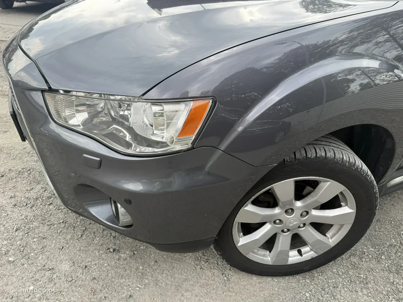 Mitsubishi Outlander 10