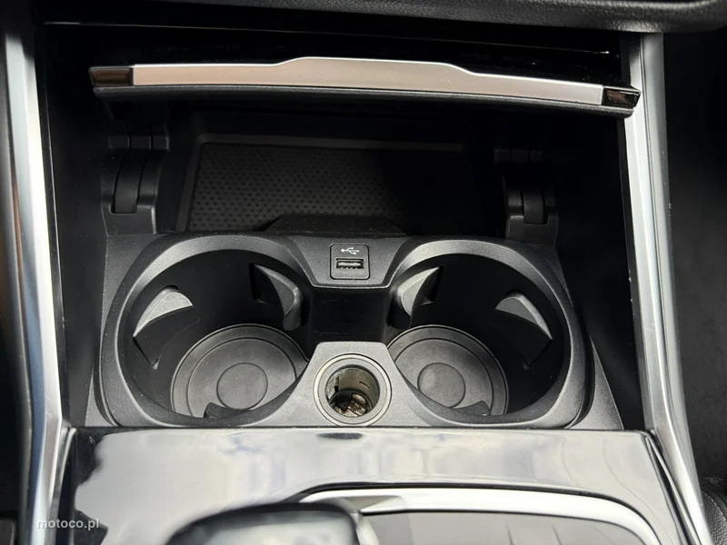 BMW Seria 3 G20 318 39