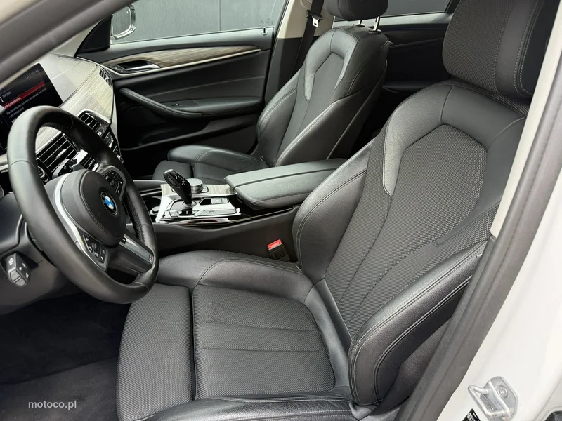 BMW Seria 5 G30 525 36