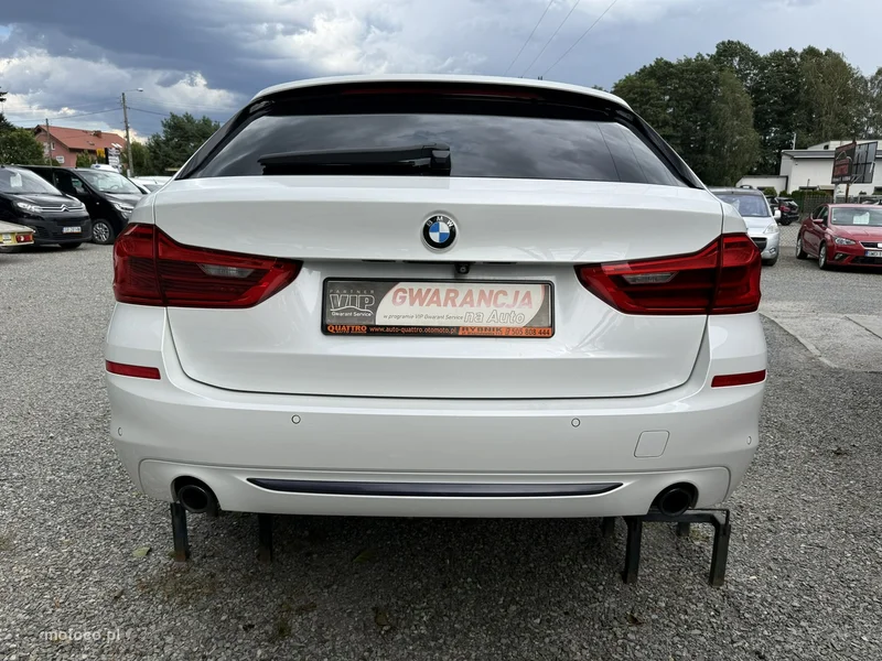 BMW Seria 5 G30 525 8