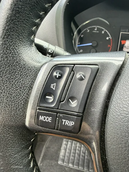 Toyota Yaris XP210 19