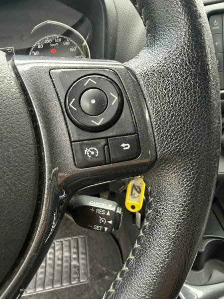 Toyota Yaris XP210 20