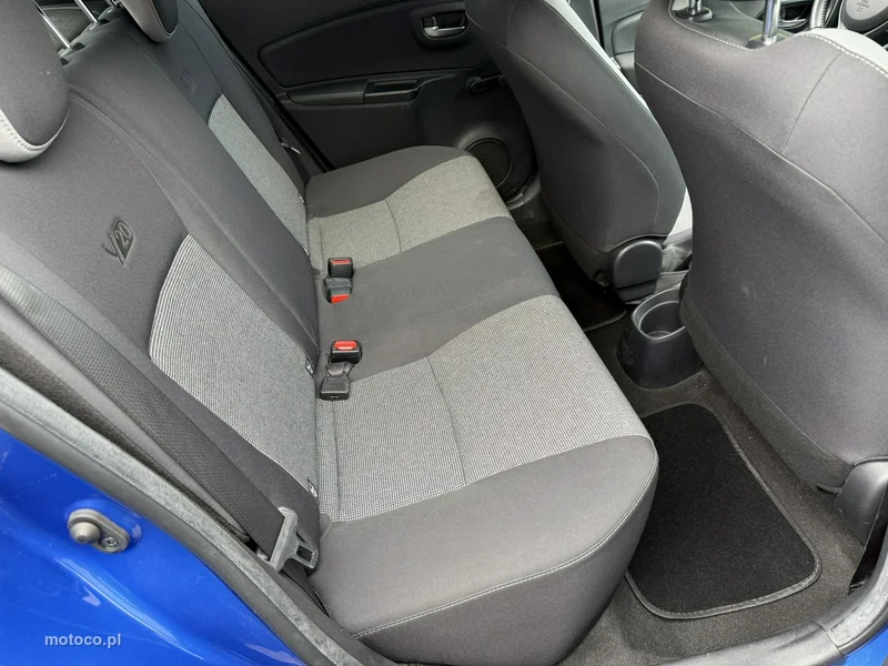 Toyota Yaris XP210 24