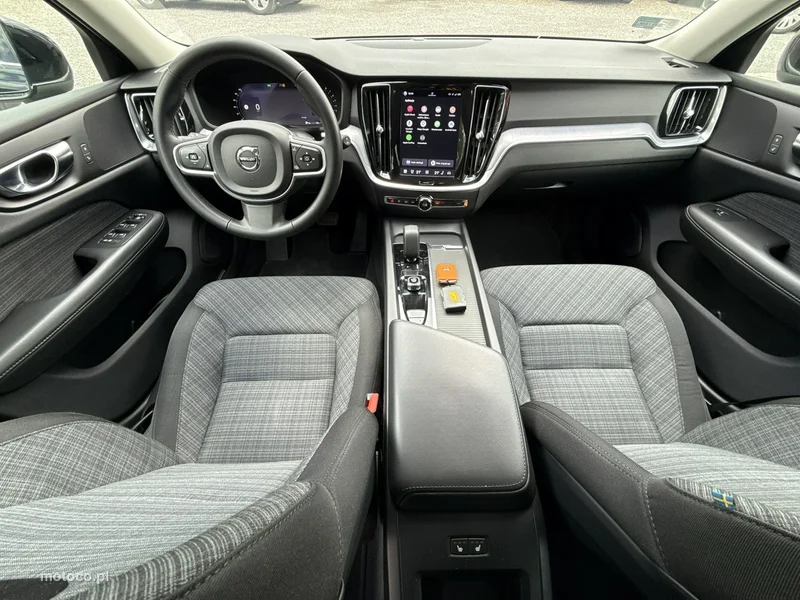 Volvo V60 12