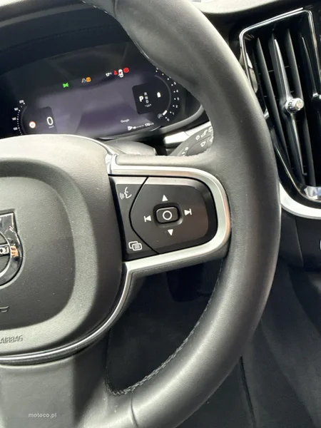 Volvo V60 19