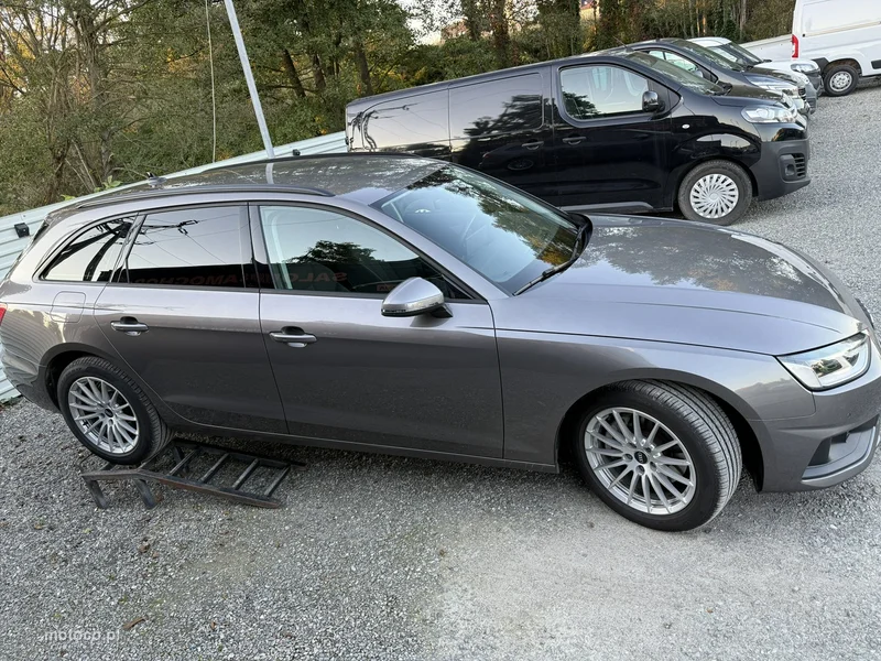 Audi A4 B9 5