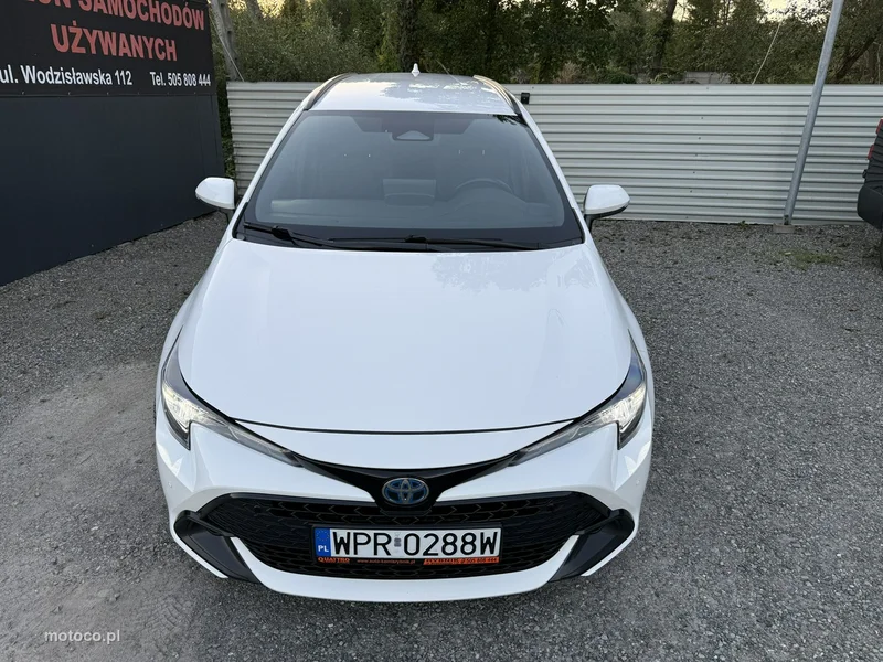 Toyota Corolla E210 4