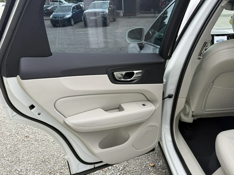 Volvo XC 60 13