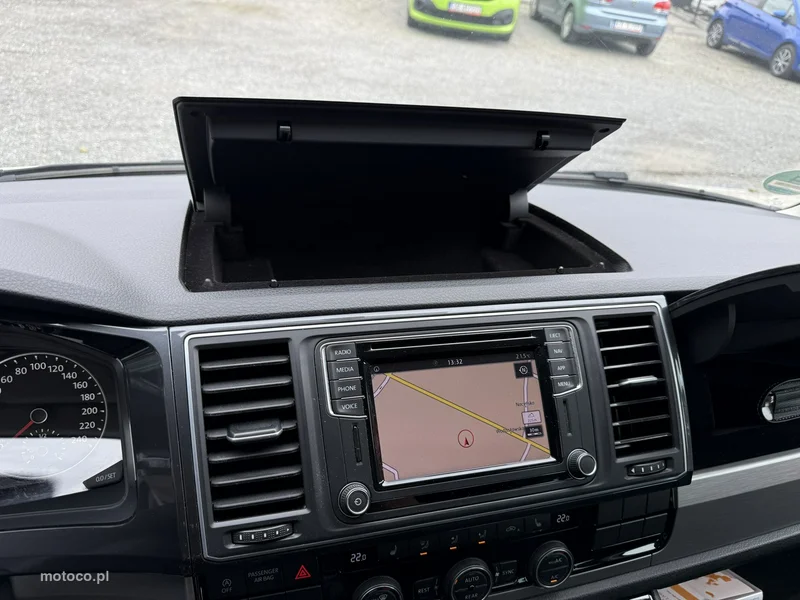 Volkswagen Multivan 35