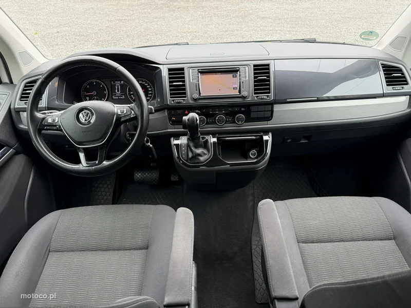 Volkswagen Multivan 37