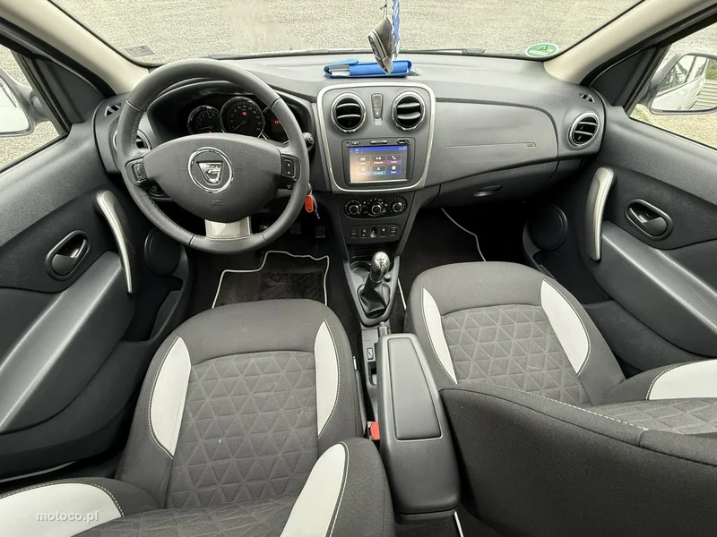 Dacia Sandero Stepway 12