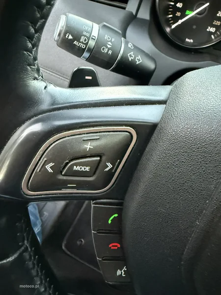 Land Rover Range Rover Evoque 24