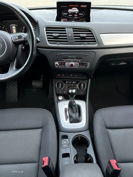 Audi Q3 8U 20