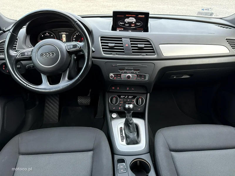 Audi Q3 8U 38