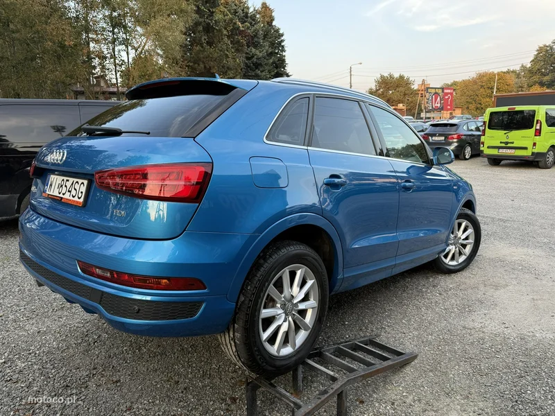 Audi Q3 8U 7
