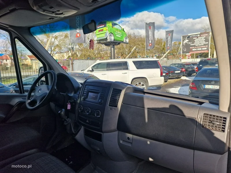 Mercedes-Benz Sprinter 21