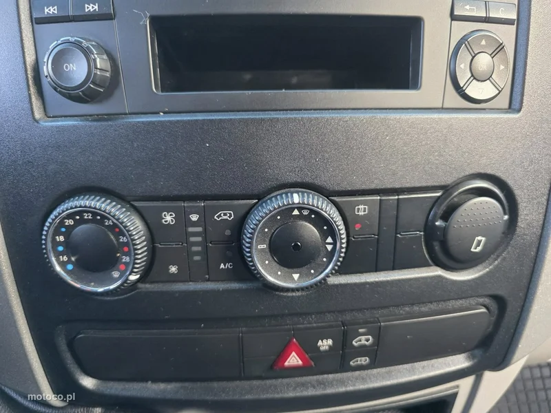 Mercedes-Benz Sprinter 19