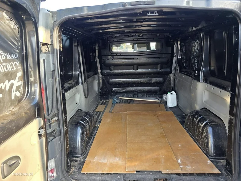 Renault Trafic 17