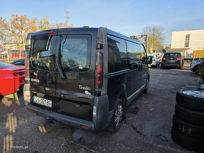 Renault Trafic 4