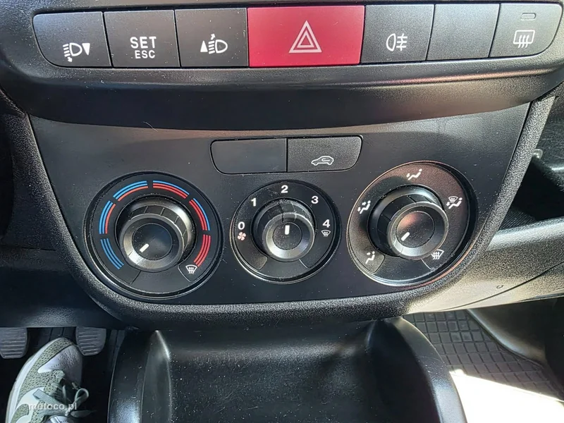 Opel Combo 10
