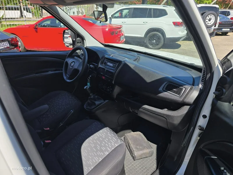 Opel Combo 11
