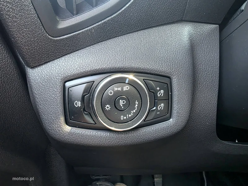 Ford Transit Connect 10