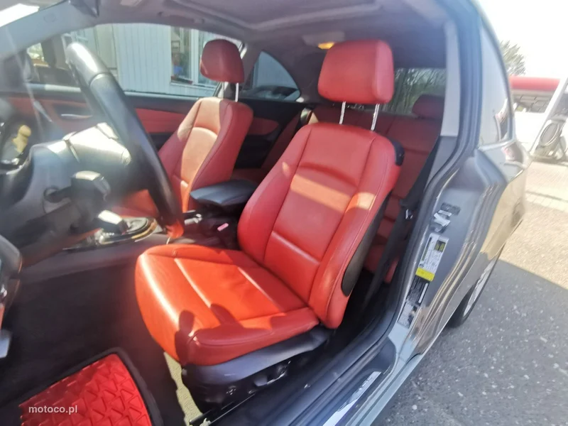BMW Seria 1 E87 130 6