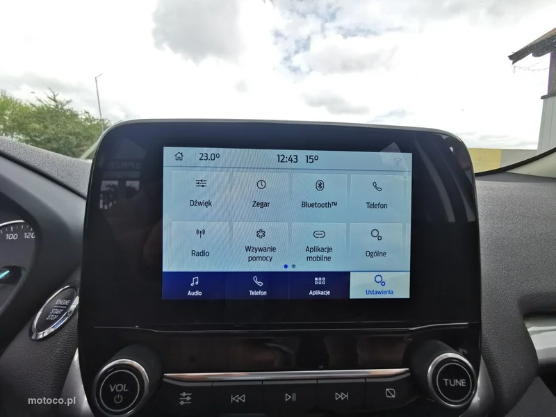 Ford EcoSport 26