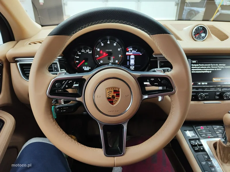 Porsche Macan 95B 9