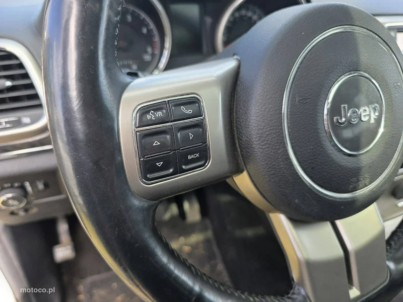 Jeep Grand Cherokee 15