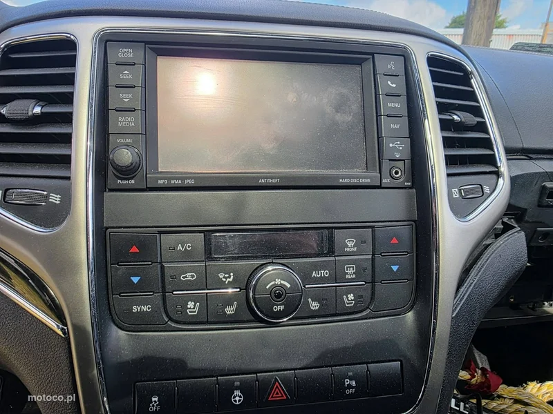 Jeep Grand Cherokee 19