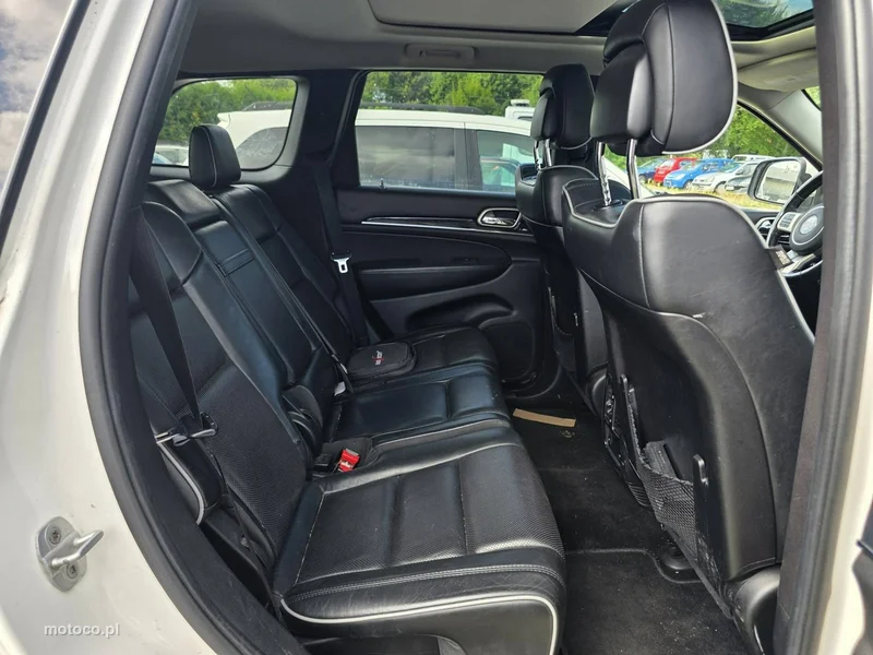 Jeep Grand Cherokee 22