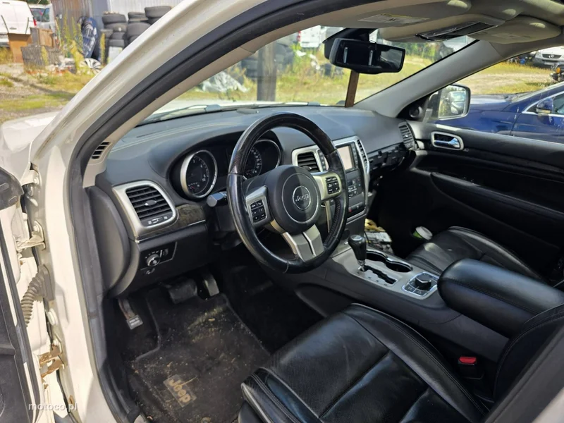 Jeep Grand Cherokee 9