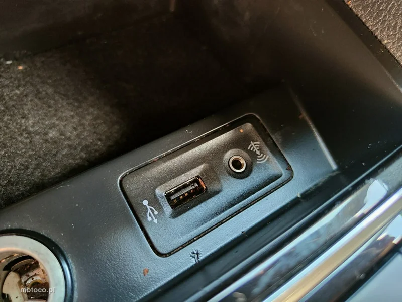 Volkswagen Jetta VI 24