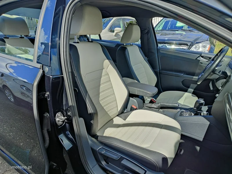 Volkswagen Jetta VI 29