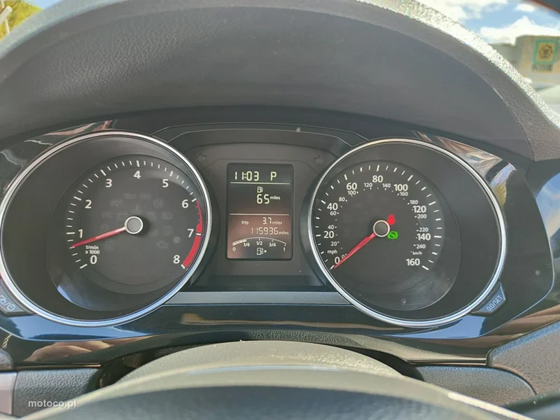 Volkswagen Jetta VI 9