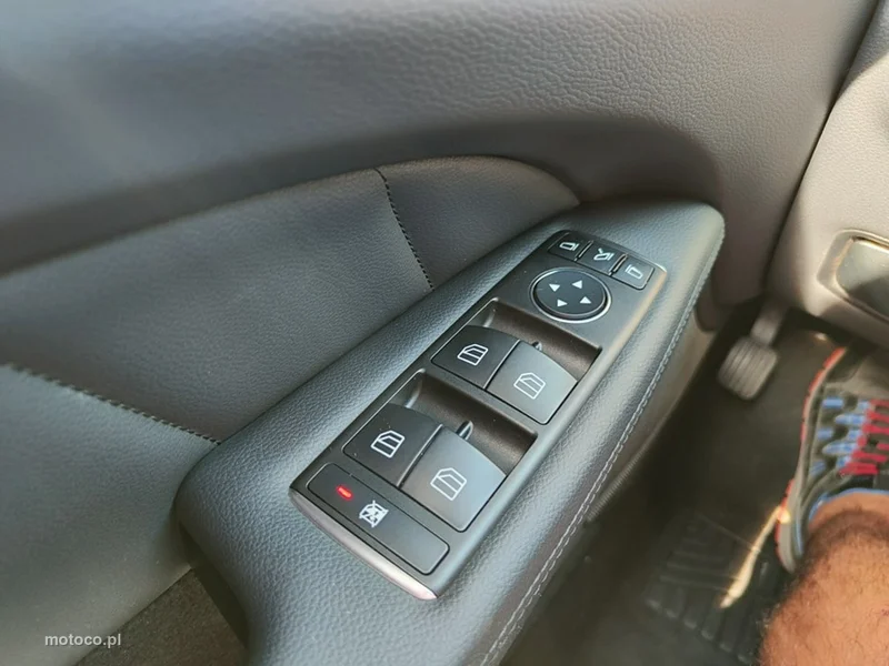 Mercedes-Benz CLS C218 CLS 250 14