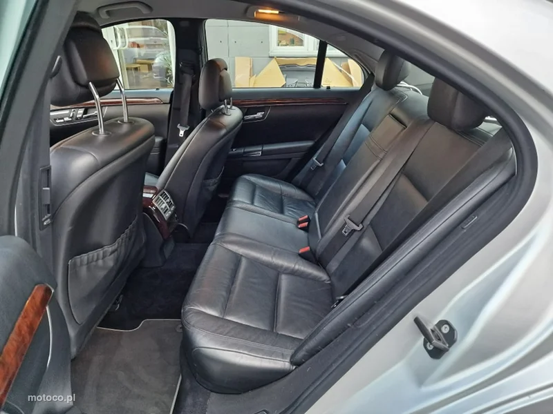 Mercedes-Benz Klasa S W221 S 350 32