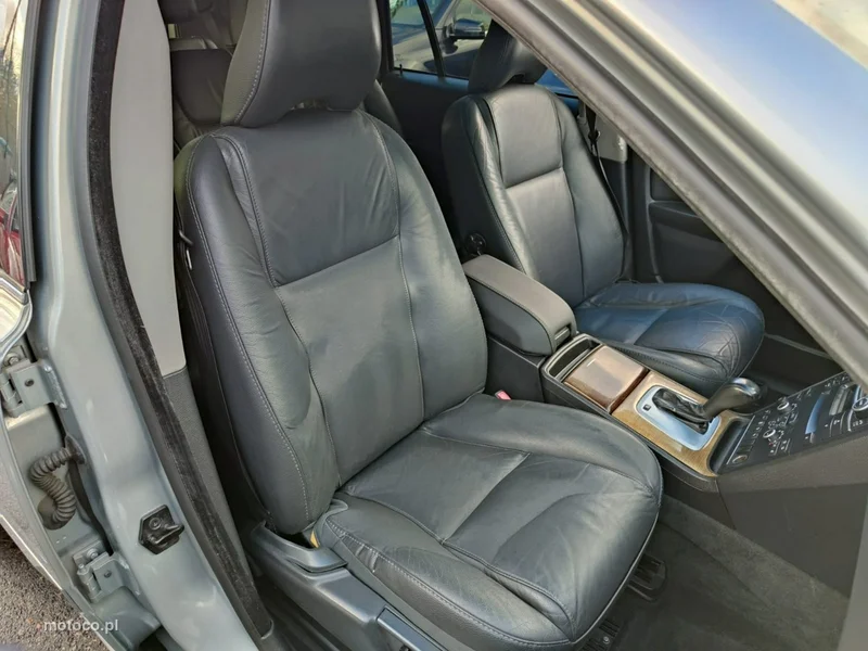 Volvo XC 90 30