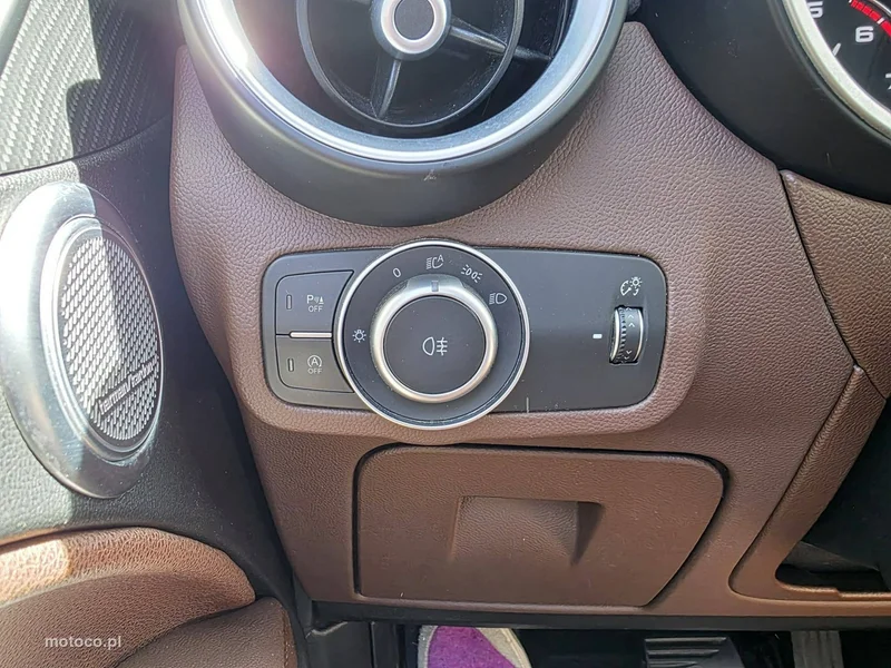 Alfa Romeo Stelvio 13