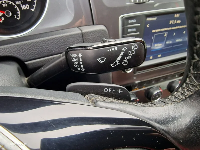 Volkswagen Golf VII 14
