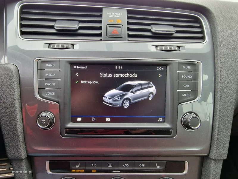 Volkswagen Golf VII 16