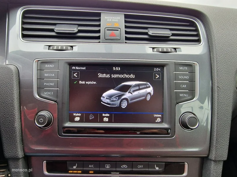 Volkswagen Golf VII 17