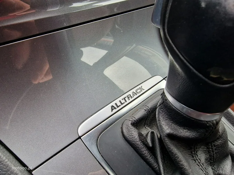 Volkswagen Golf VII 27