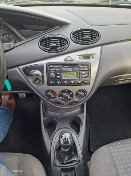 Ford Focus II 14